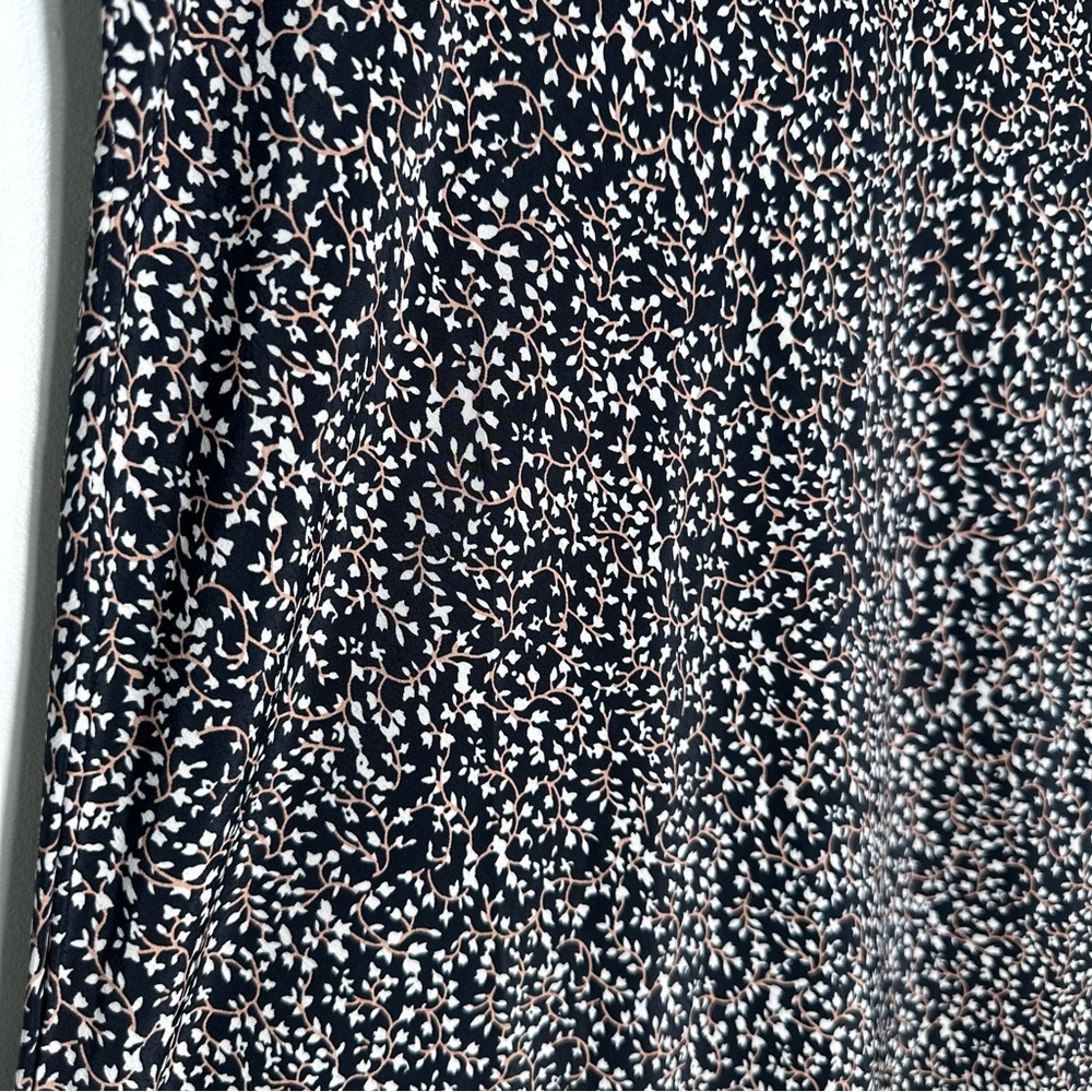 Black and White Floral Maxi Skirt - Picture 5 of 6